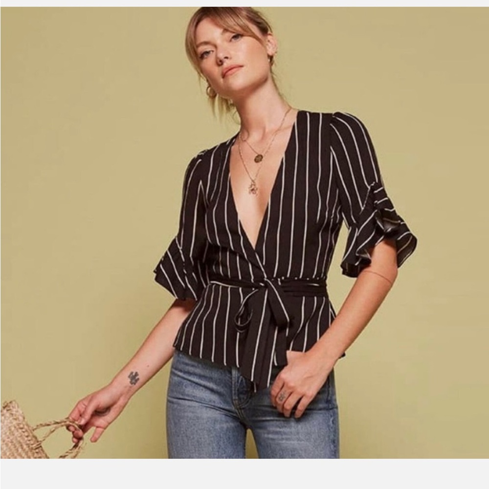• Reformation • Ruffle sleeve Opal Striped Wrap Top LUCIANO STRIPE Black Cream